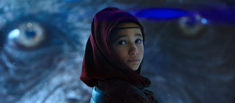 Kaylee Hottle dans le rôle de Jia dans Godzilla contre Kong