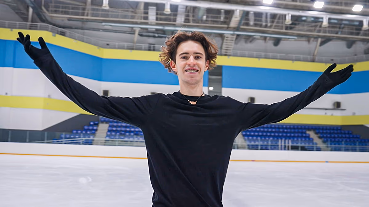 De la patinoire des centres commerciaux à l'or olympique : l'ascension du patineur kazakh Mikhaïl Shaidorov