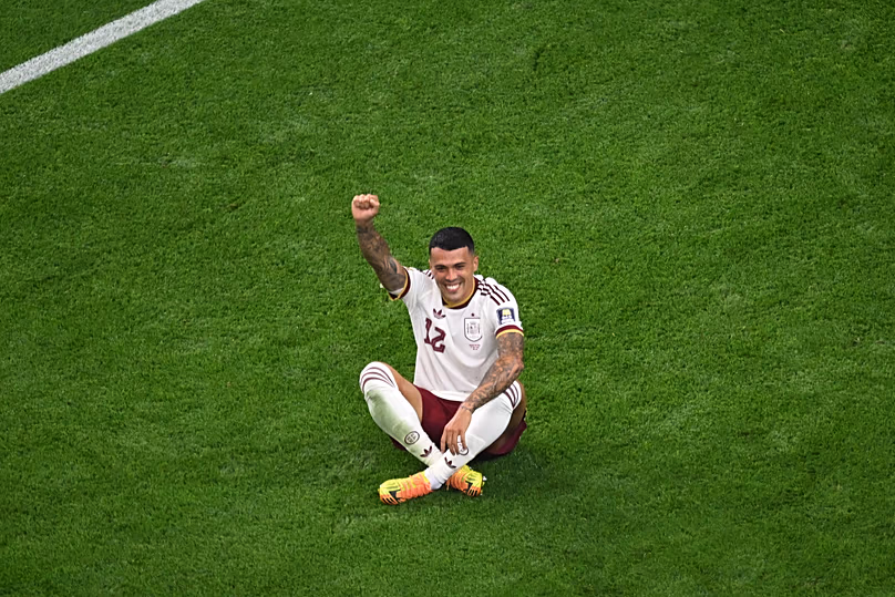 L'Espagnol Pedro Porro célèbre après avoir marqué le deuxième but de son équipe à Arlington, Texas, près de Dallas, le mardi 14 juillet 2026.