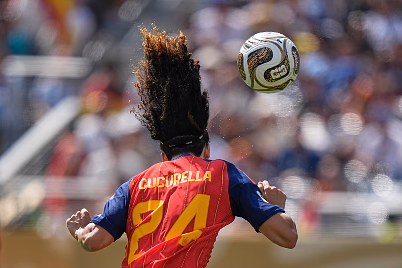 Marc Cucurella a poussé tout au long du match alors que l'Espagne cherchait à marquer le premier but.
