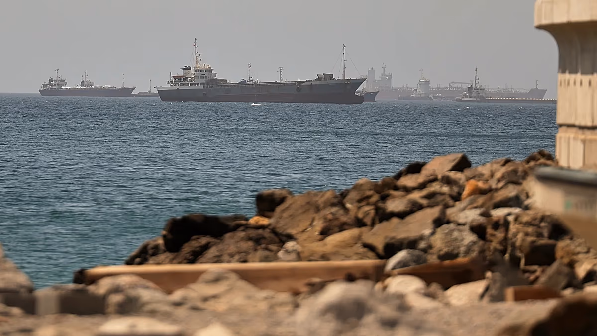 L’Iran et Oman tiennent leurs premières négociations à Ormuz alors que l’accord américano-iranien reste en suspens