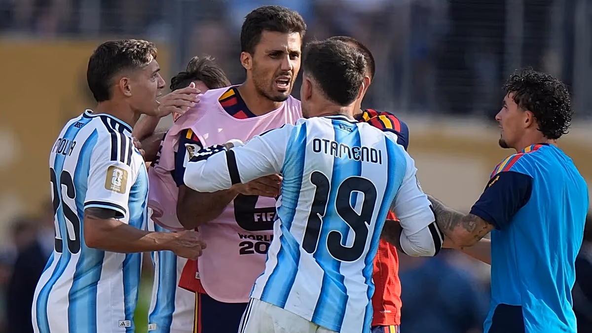La FIFA ouvre une enquête sur l'Argentine suite à des incidents survenus après la finale de la Coupe du monde