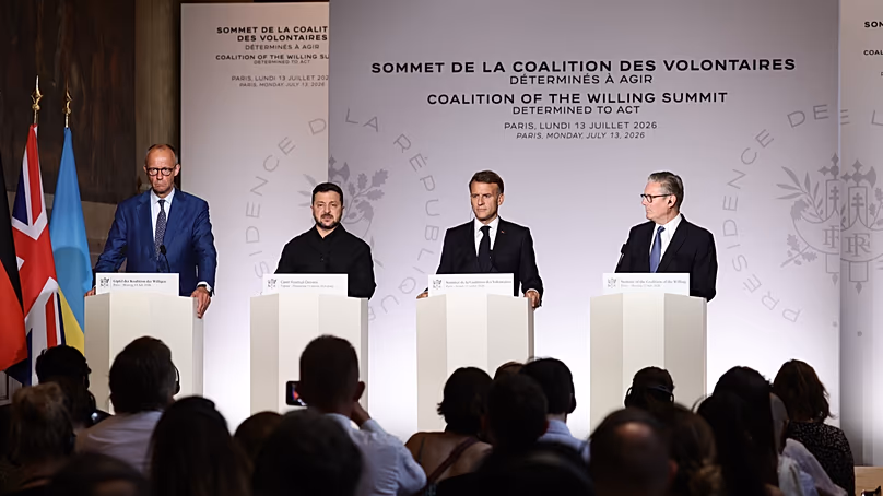 Le chancelier allemand Friedrich Merz, le président ukrainien Volodymyr Zelensky, le président français Emmanuel Macron et le Premier ministre britannique Keir Starmer à Paris.