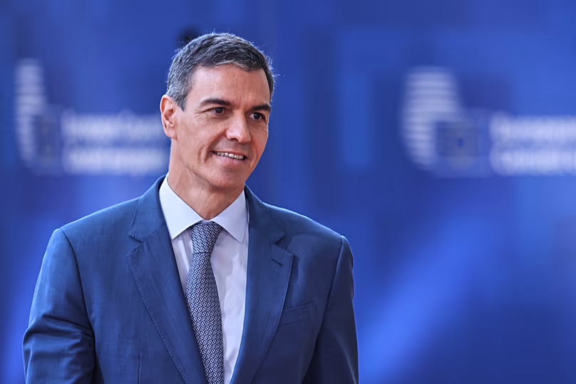 Le Premier ministre espagnol Pedro Sánchez arrive au sommet de l'UE à Bruxelles, le 18 juin 2026