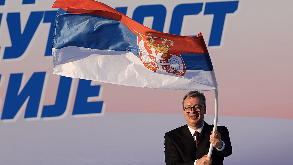 Le président serbe Vučić démissionnera d'ici quelques semaines et appelle à des élections anticipées