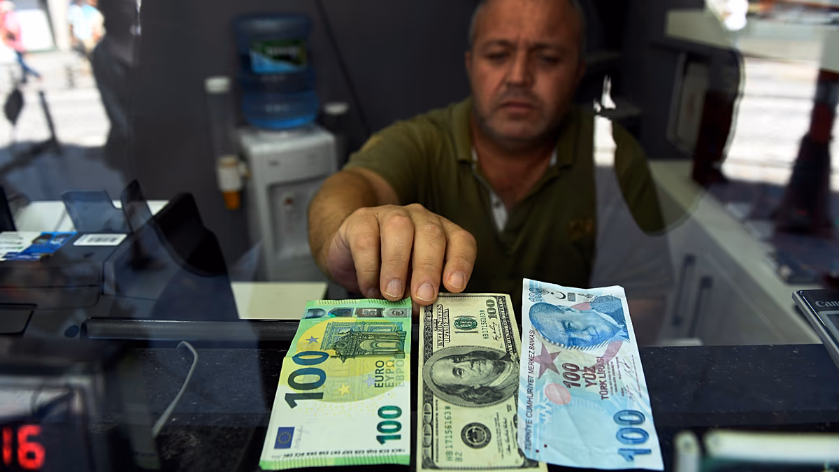 Les salaires réels restent inférieurs aux niveaux de 2021 dans un tiers des pays européens analysés