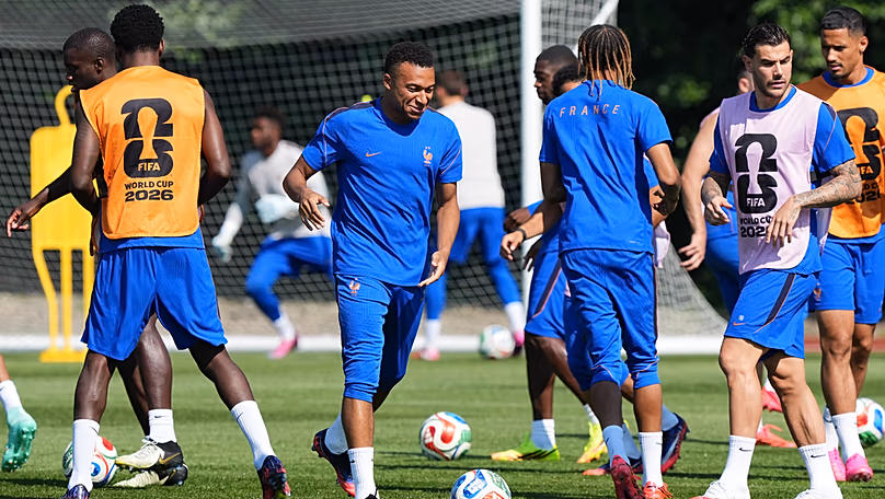 Le Français Kylian Mbappé s'entraîne avec son équipe lors d'une séance d'entraînement avant le match quart de finale de la Coupe du monde contre le Maroc près de Boston, le mercredi 8 juillet 2026.