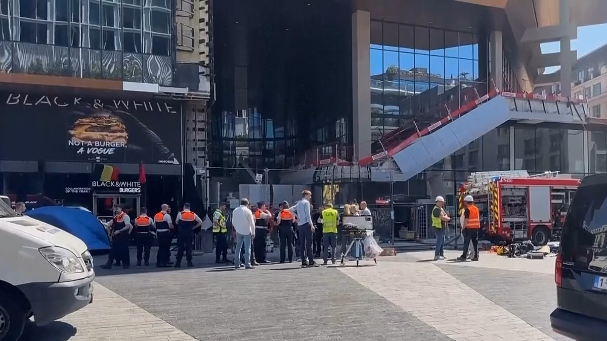 Plusieurs morts après un incendie dans une cage d'ascenseur sur un chantier de construction à Bruxelles