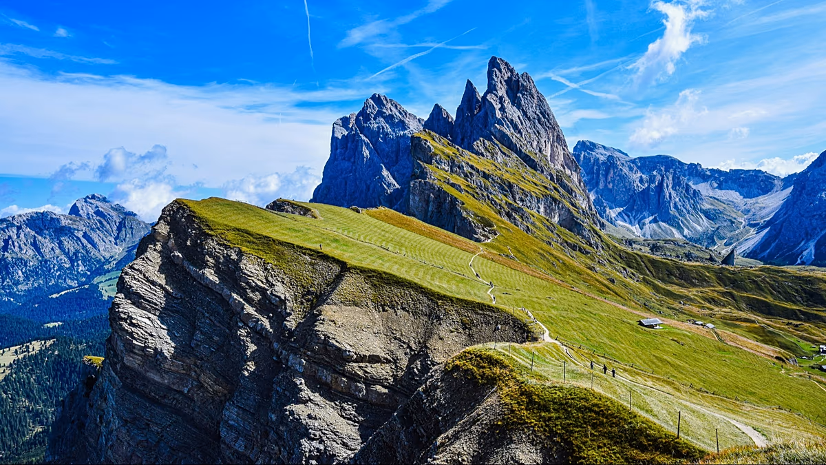 Pourquoi « l'été alpin » est l'une des tendances de voyage européennes les plus cool de cette année