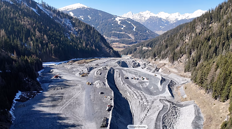 The valley floor of the Padaster Valley in the Tyrolean Alps has been raised by 80 metres.
