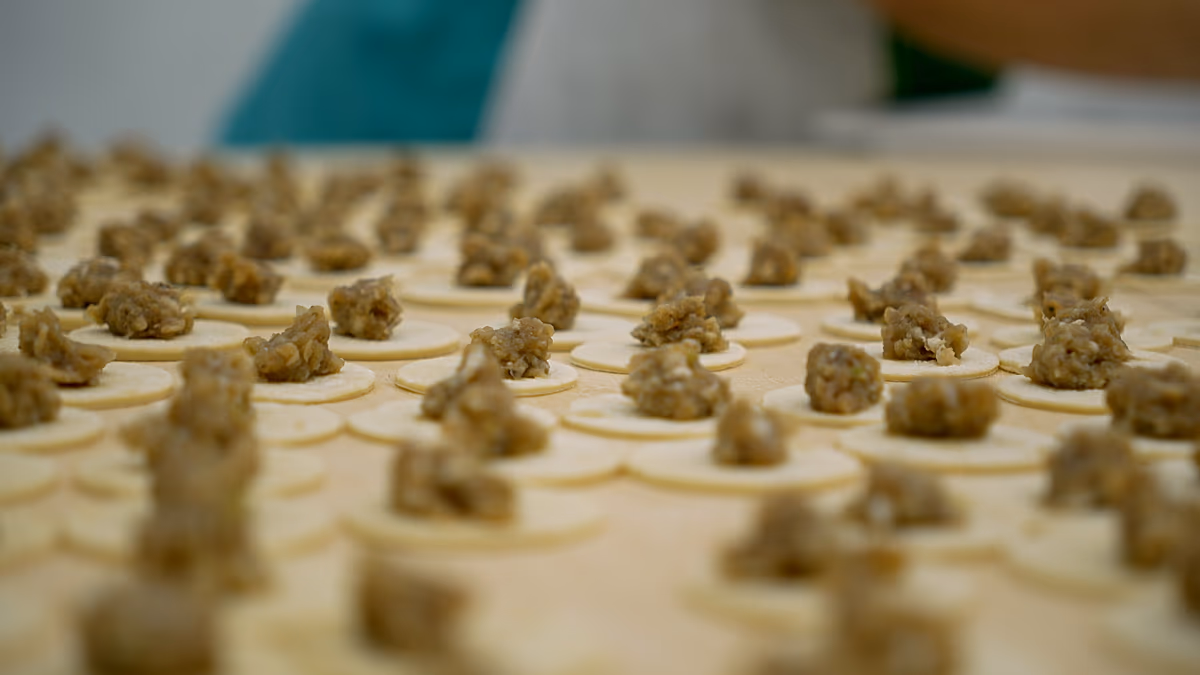 De délicieuses boulettes de pâte : l'évolution des délices appréciés tout au long de la Route de la Soie jusqu'en Espagne