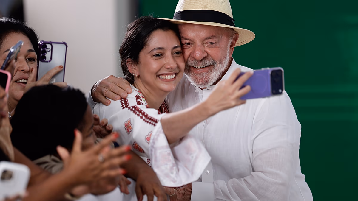Lula da Silva lance officiellement sa candidature à la présidence du Brésil