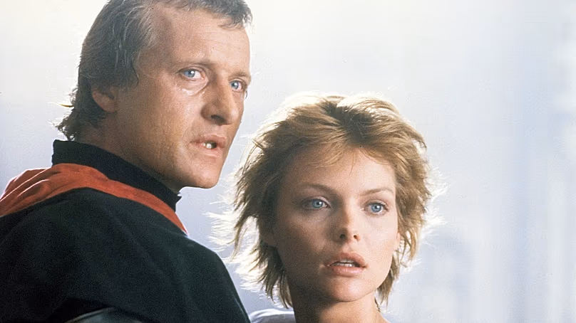 « Ladyhawke », sorti en Espagne sous le nom de « Lady Halcón » et sous divers titres en Amérique latine, est un film fantastique, romantique et d'aventure réalisé par Richard Donner.