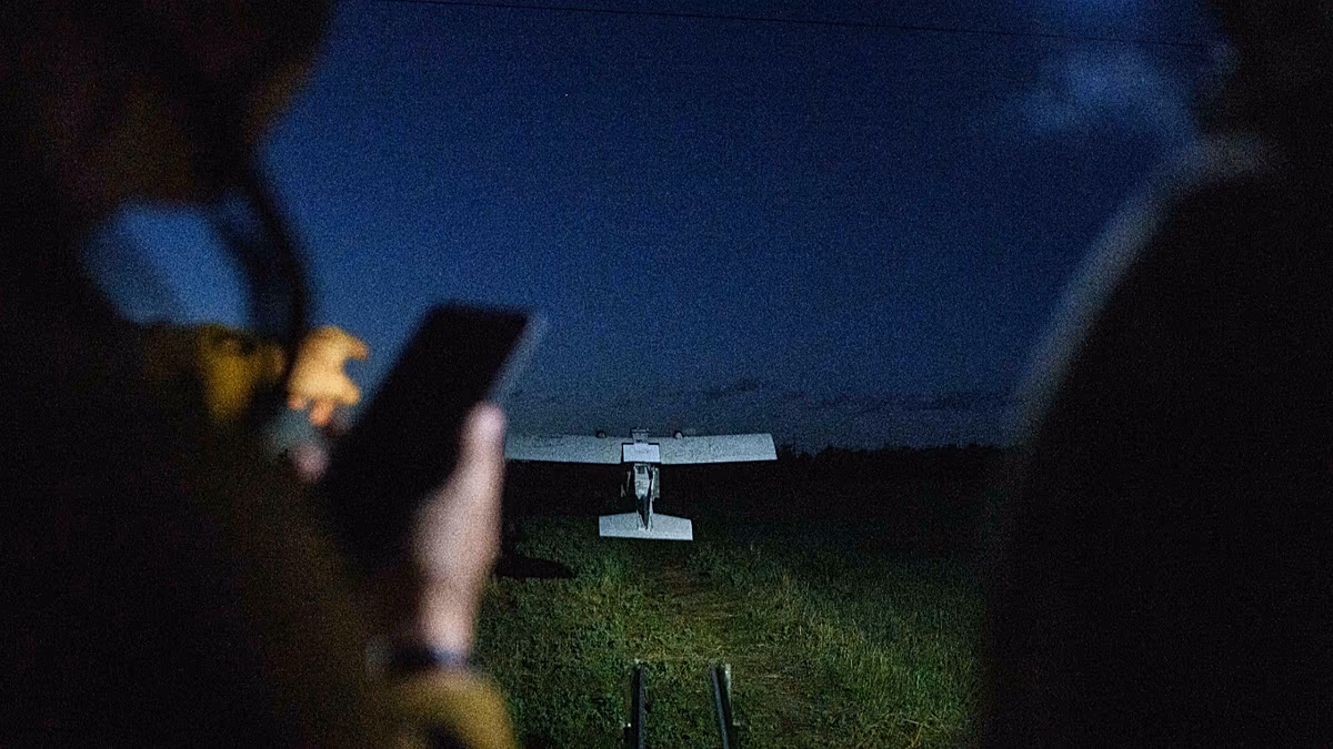 La Russie pourrait utiliser de faux drones ukrainiens pour cibler les infrastructures baltes, prévient la Lituanie