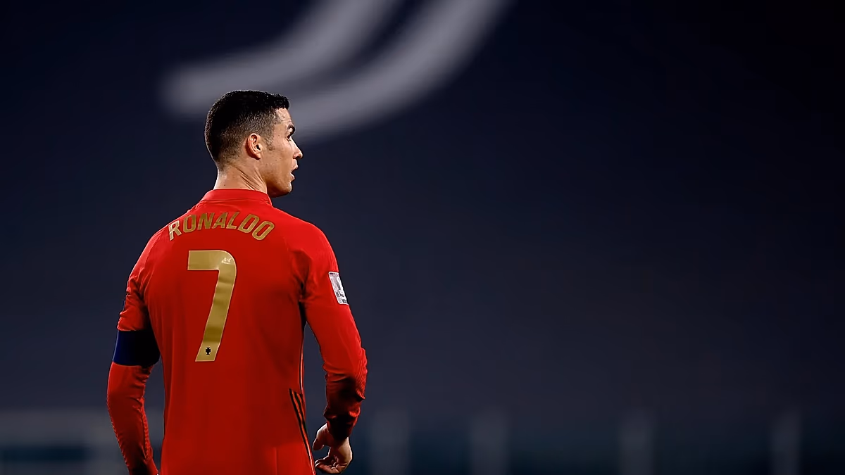 Ronaldo déclare au magazine de mode que cette année pourrait être sa dernière en tant que footballeur professionnel