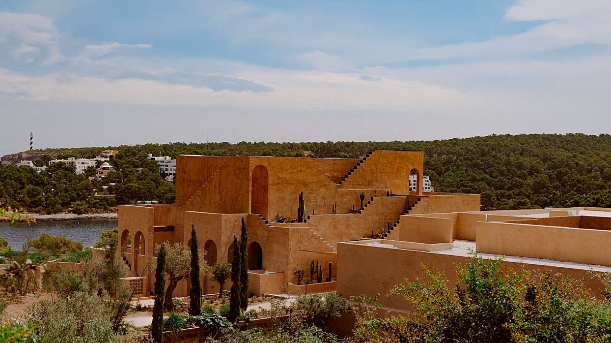 Cette superbe nouvelle retraite axée sur le bien-être, la musique et la gastronomie vient d'ouvrir ses portes à Ibiza