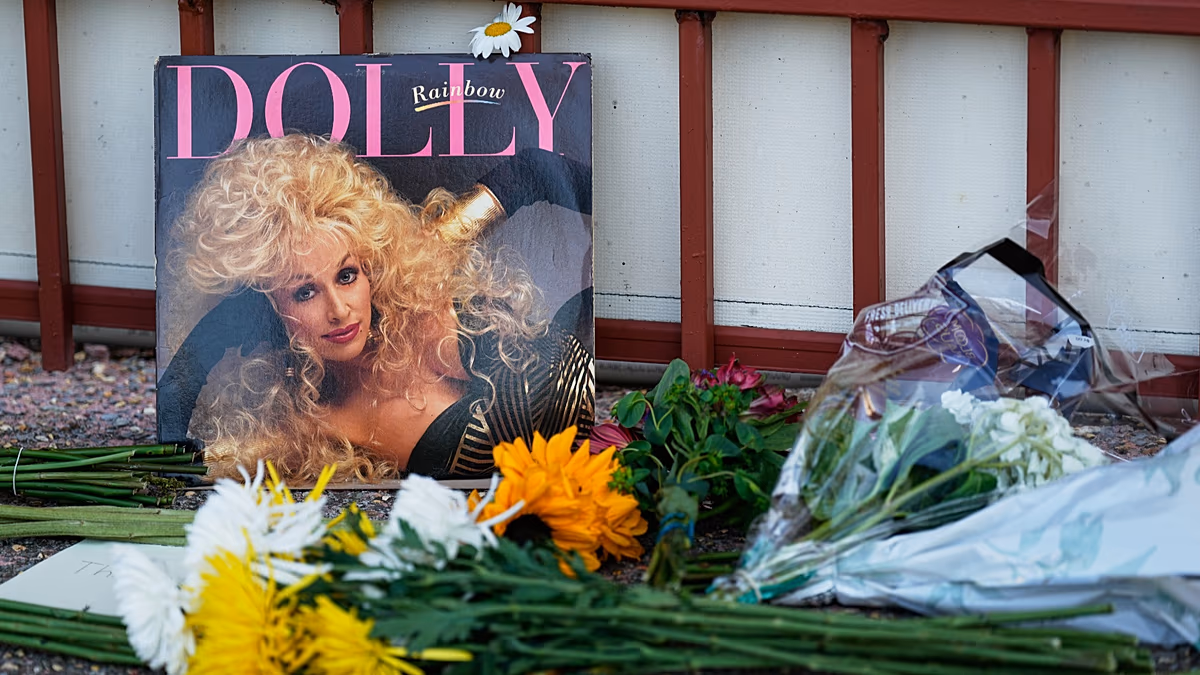 En images : le monde rend hommage à la reine de la musique country Dolly Parton