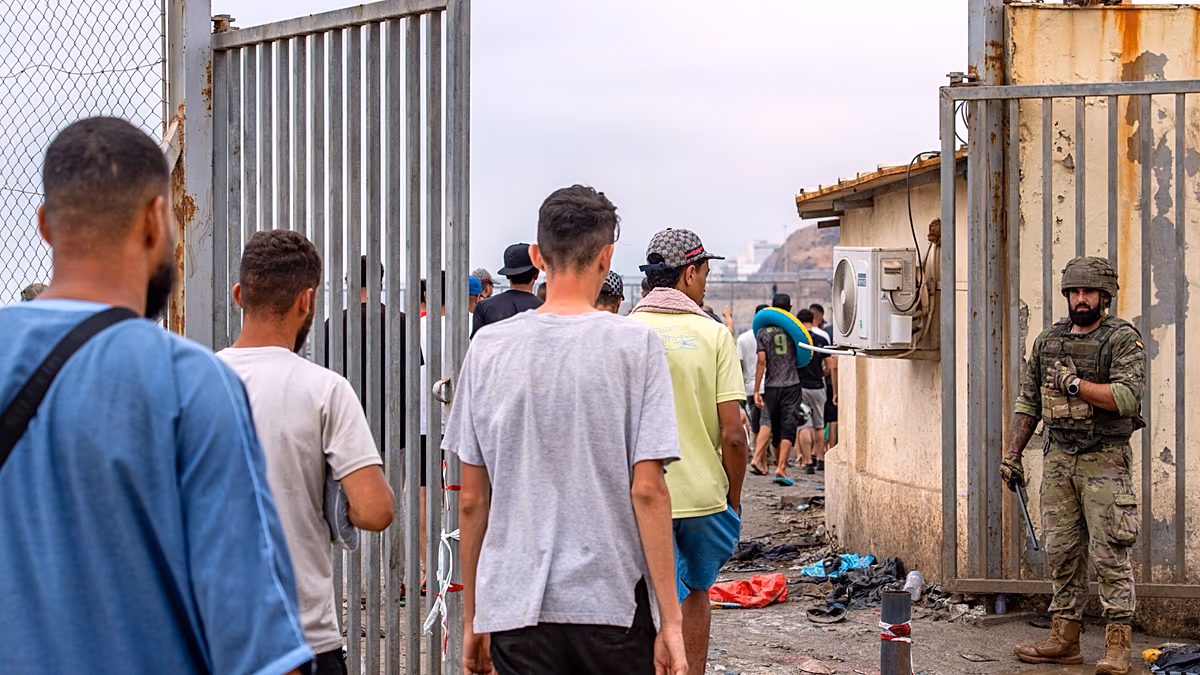 Ceuta tente de retrouver son calme et de revenir à la normale "avec prudence"