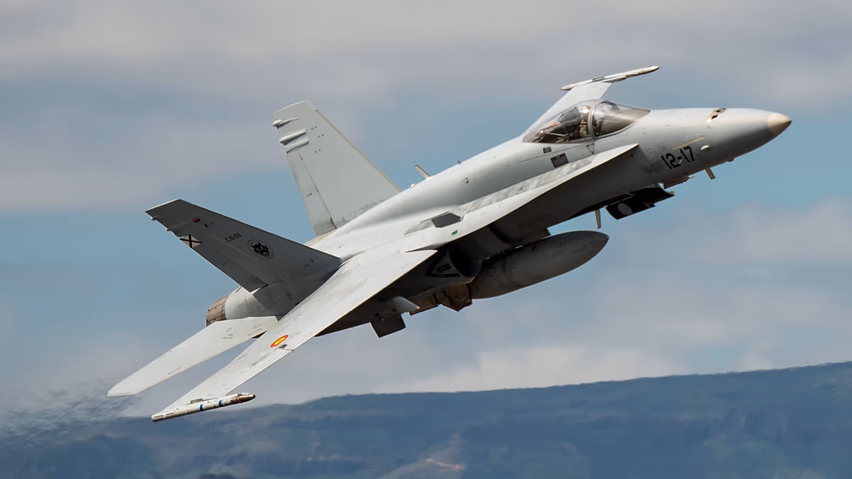 Des avions de combat de l'OTAN abattent un drone au-dessus de la Roumanie, près de la frontière avec la Moldavie