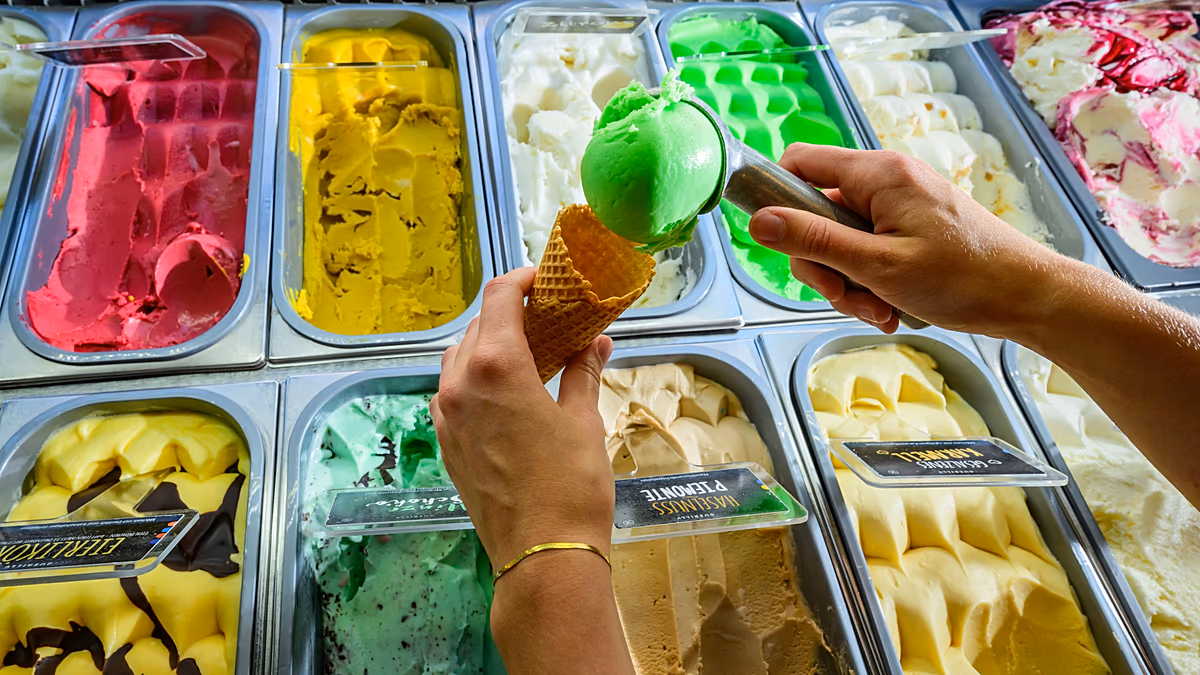 Économie de la crème glacée : combien de temps faut-il travailler pour une boule ?