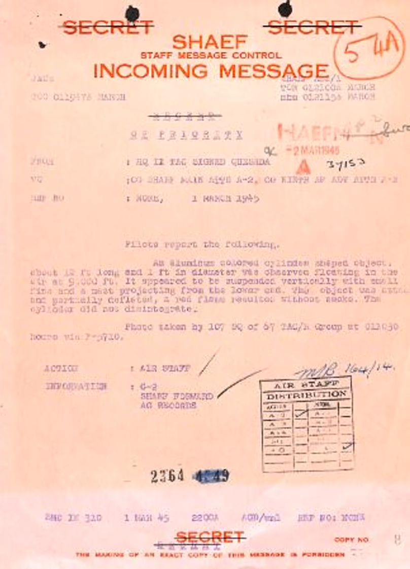 [1945:Undossiercontenantdesrapportsdepilotesdecombat
