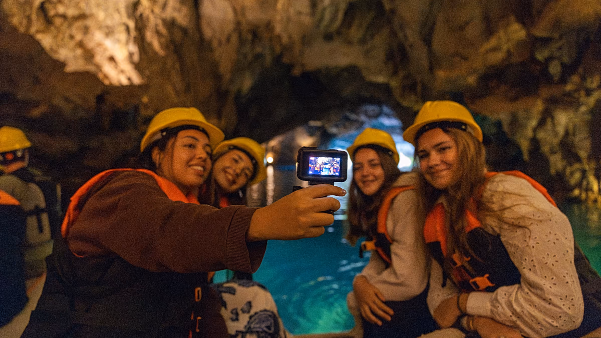 « Je l'ai vu sur TikTok » : 48 % des voyageurs de la génération Z se tournent vers la plateforme pour trouver l'inspiration en matière de voyage