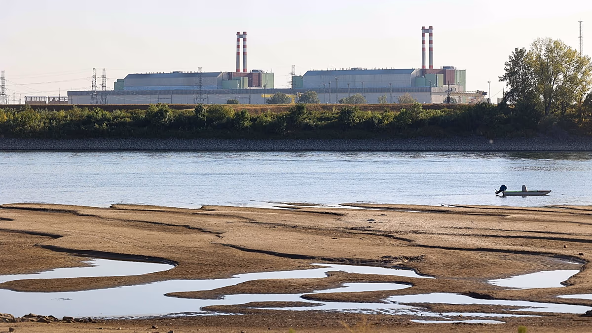 La centrale nucléaire hongroise de Paks risque de fermer ses portes alors que les niveaux d'eau du Danube atteignent un niveau record