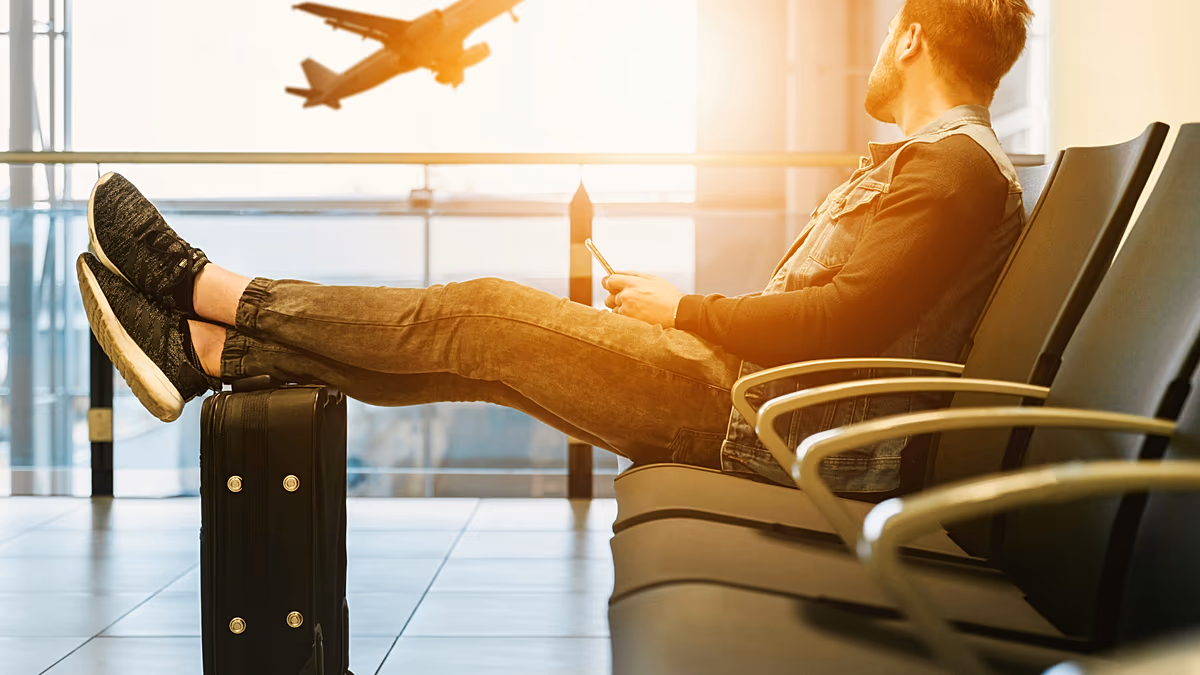 Le nouveau système frontalier européen provoque d'énormes files d'attente dans les aéroports alors que les temps d'attente dans l'EES doublent