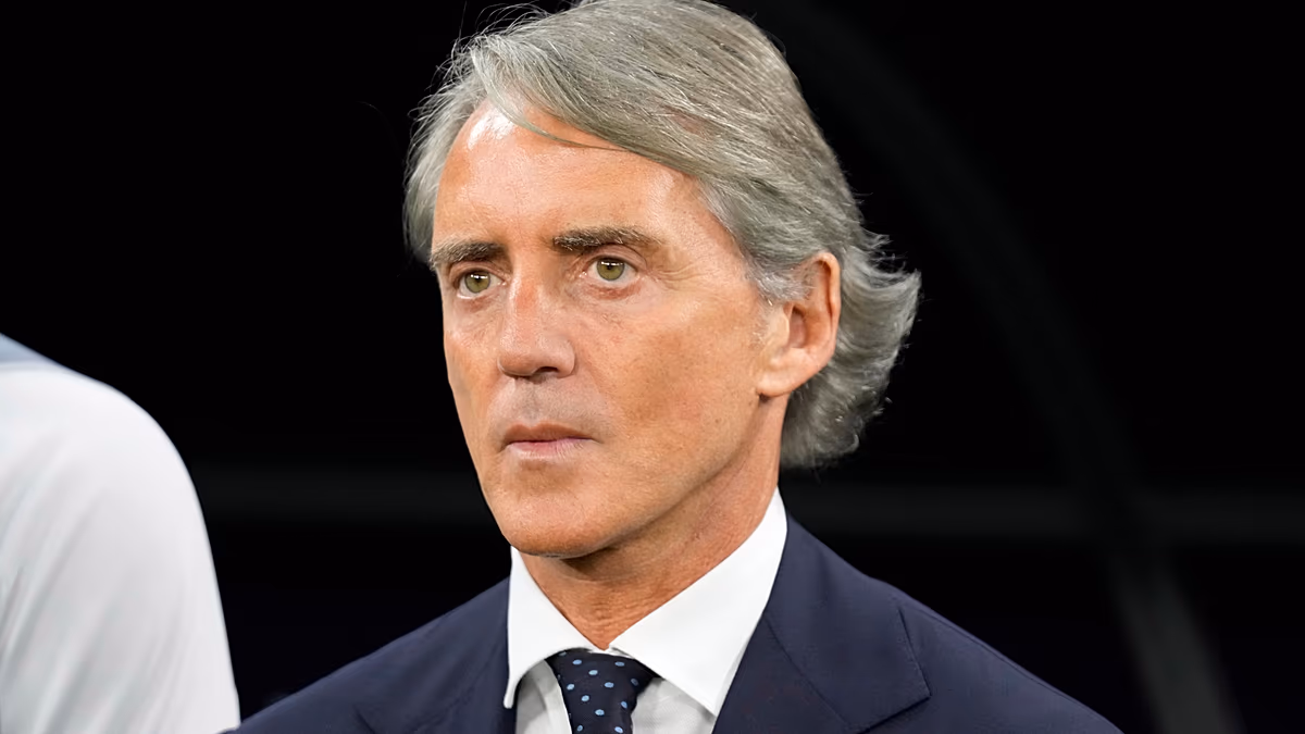 Roberto Mancini revient en tant qu'entraîneur de l'Italie après une troisième défaite consécutive en Coupe du monde