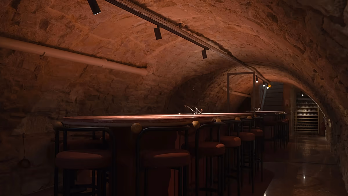 Un restaurant parisien proposant un menu de saison en cinq étapes vient d'être nommé meilleur nouveau bar à cocktails au monde