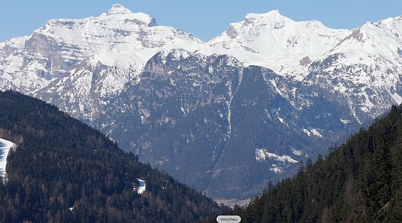 From V to U: the Alpine valley with a V-shaped profile has become a U-shaped landfill valley.