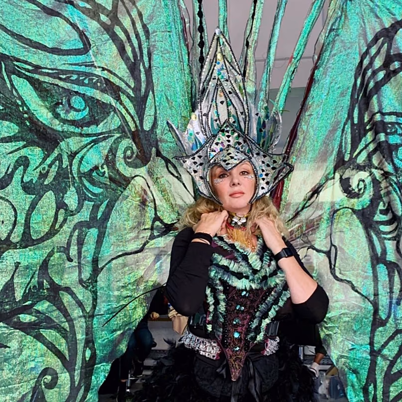 Helen Davenport, artiste primée et costumière du Carnaval