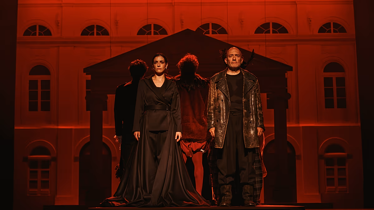 Brûler le barde : « Macbeth » défie la malédiction du feu alors que le Teatro D. Maria II de Lisbonne rouvre