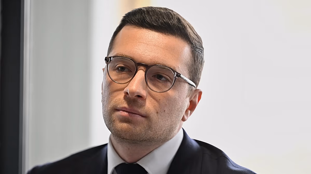 Bardella du Rassemblement national dément les informations selon lesquelles il aurait tenu des propos antisémites