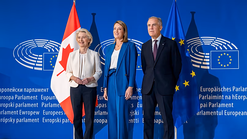 Mark Carney (à gauche) à Strasbourg.