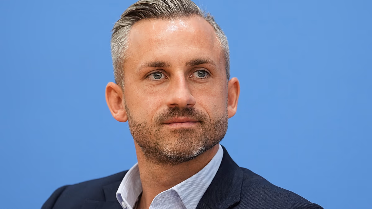 Les commentaires d'Ulrich Siegmund de l'AfD sur les armes et la "remigration" suscitent de vives critiques
