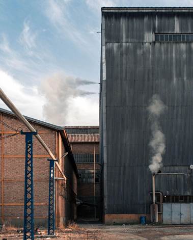 L'inquiétante progression des usines de tabac clandestines en France et en Belgique