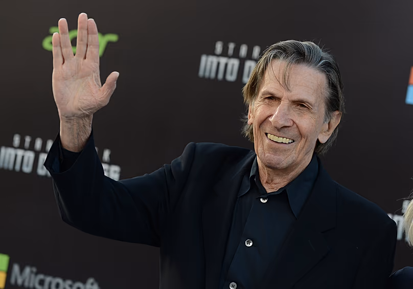 DOSSIER : Leonard Nimoy à la première à Los Angeles de "Star Trek Into Darkness" – mardi 14 mai 2013