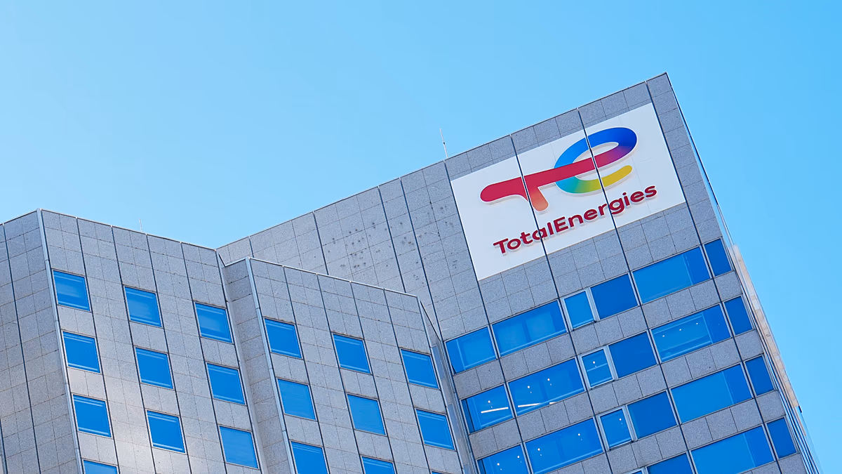 TotalEnergies augmente ses rachats et promet des dividendes plus élevés alors que le pétrole s'échange autour de 100 dollars
