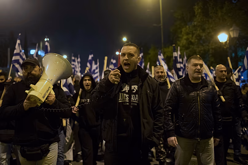 Le porte-parole d'Aube dorée, Ilias Kasidiaris, crie des slogans lors d'une manifestation à Athènes en 2018.