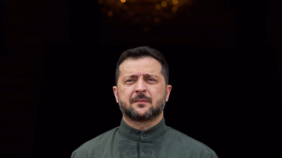 Zelensky prévient que "l'espace aérien russe sera effectivement fermé"