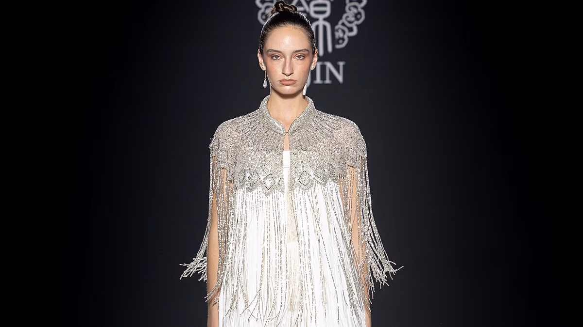 Milan regarde vers l'Est : la mode chinoise met l'accent sur l'artisanat traditionnel