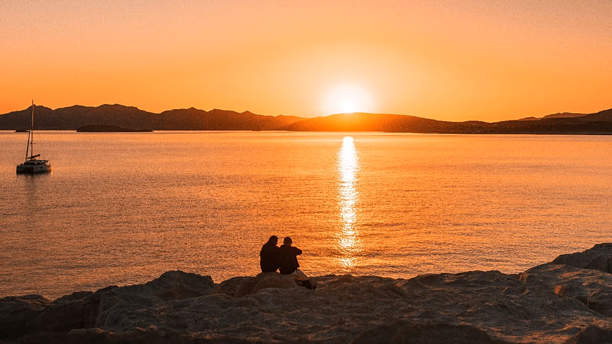 La Grèce est la destination de lune de miel de luxe la plus populaire en 2027 – l'Italie et la France étant également dans le top 10.
