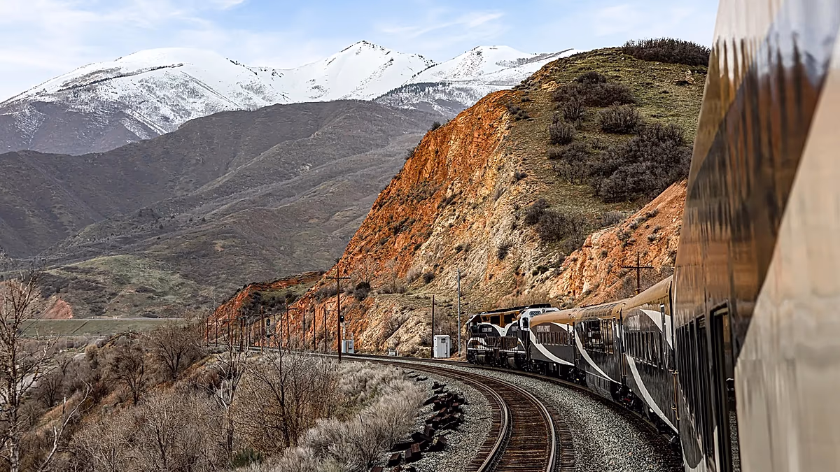 Rocheuses, Route 66 et hôtels ferroviaires : pourquoi 2027 est l'année pour explorer les États-Unis en train
