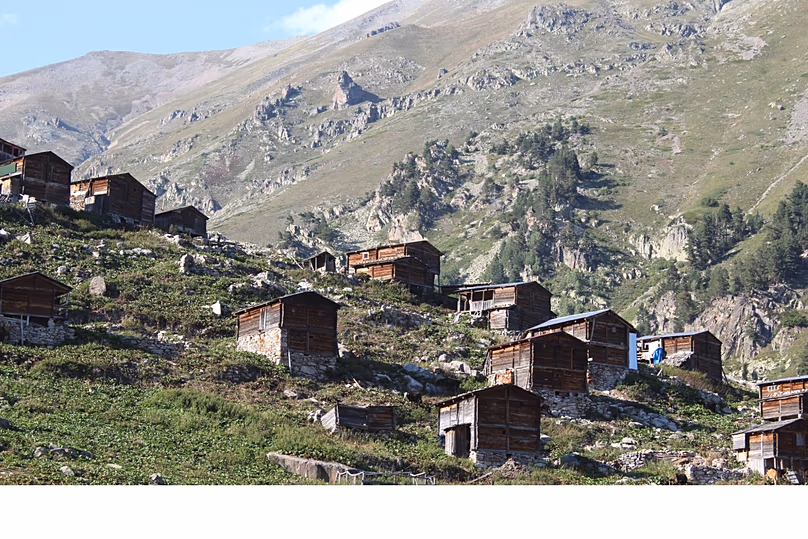 Monts Karçal