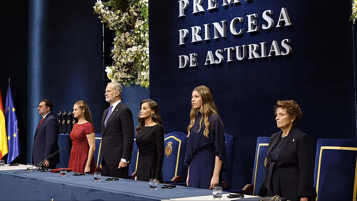 La princesse et les lauréats défendent l'espoir contre les « temps plus sombres » aux Prix Princesse des Asturies