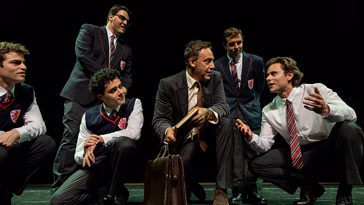 La « Société des Poètes Morts » affiche complet huit mois consécutifs au Teatro da Trindade