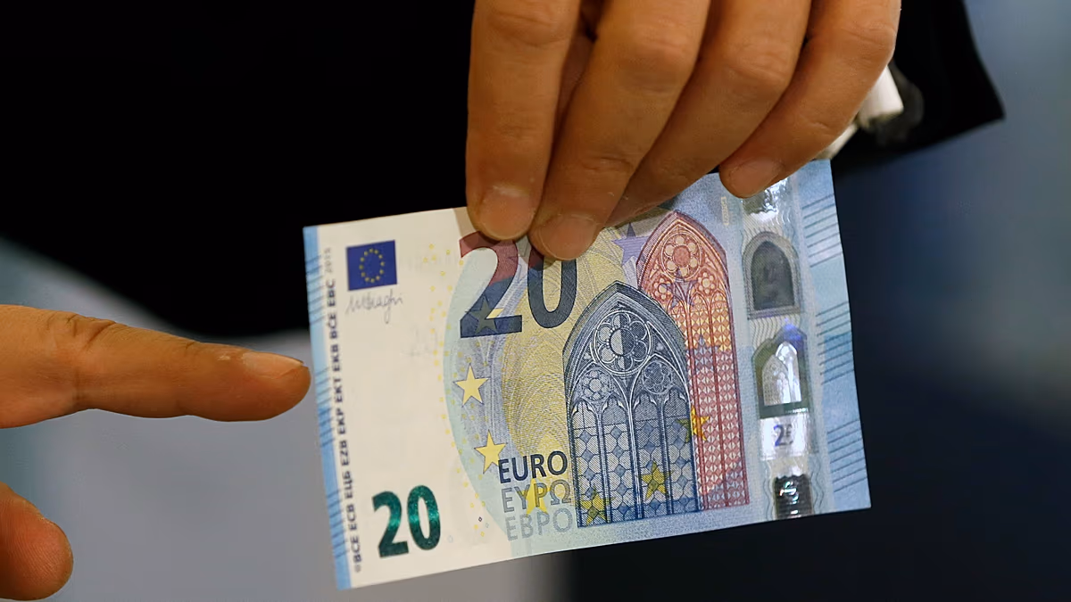 Des paris records contre l'euro : jusqu'où pourrait-il tomber au milieu de la crise budgétaire en France et du choc énergétique en Europe ?