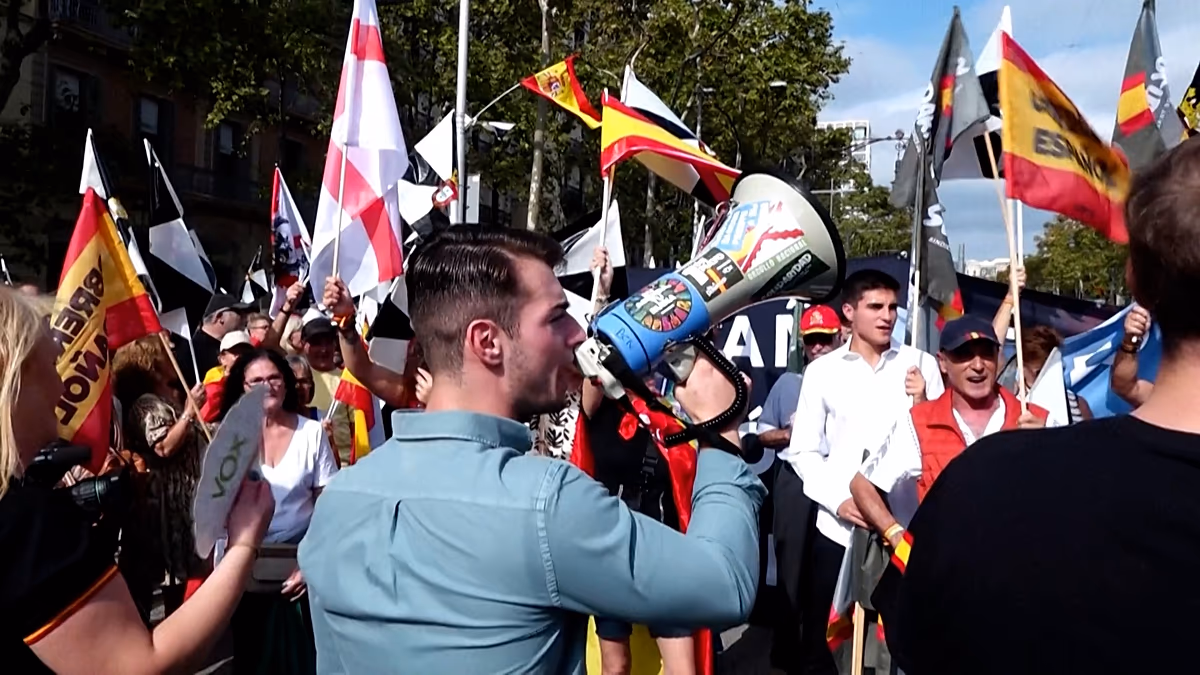 Espagne : la Fête nationale souligne l'unité territoriale de Barcelone à Ceuta