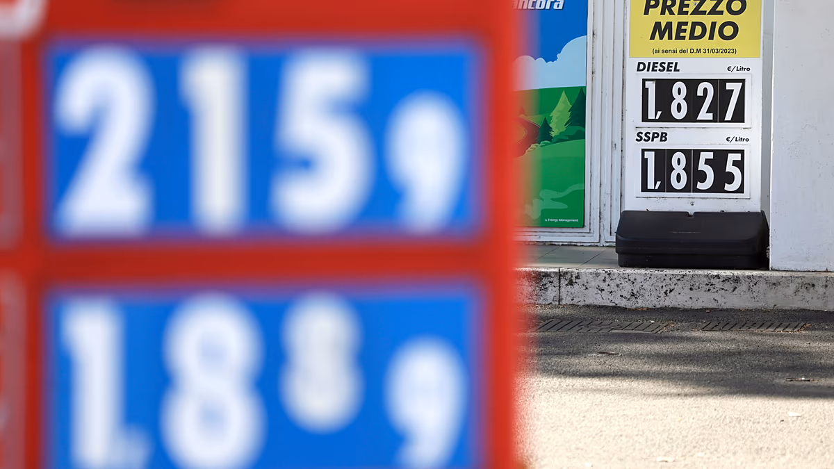 Italie : le gouvernement Meloni prolonge le décret sur les carburants et réduit les droits d'accise jusqu'au 1er mai